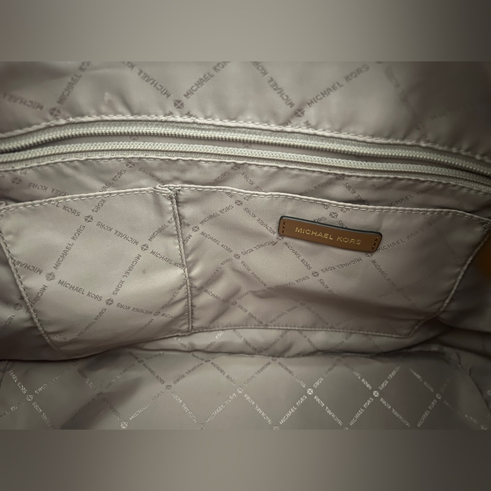 Michael Kors Brown Signature Weekender Travel Bag - Picture 12 of 14